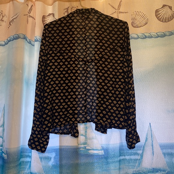 Volcom shirt - Picture 2 of 5